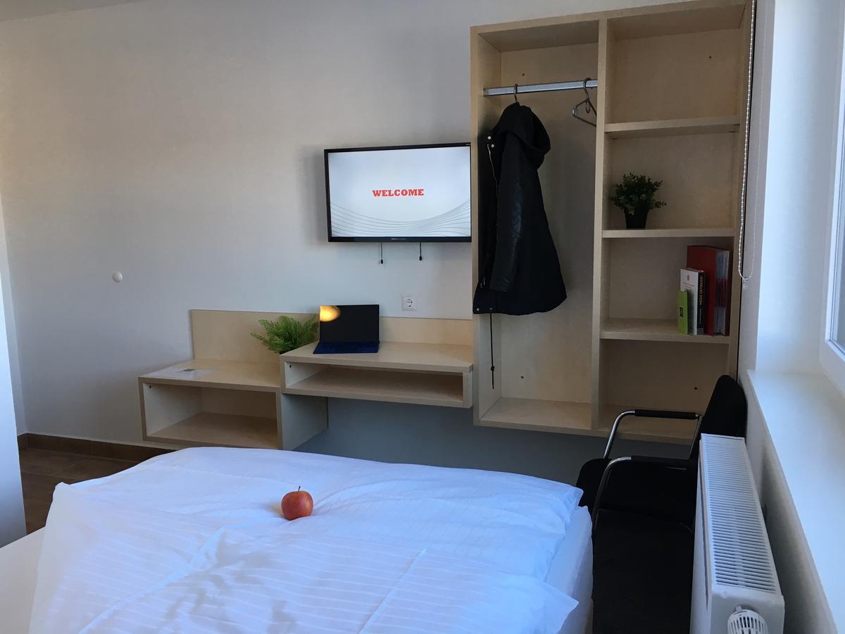 A1 Motel Inning Buitenkant foto