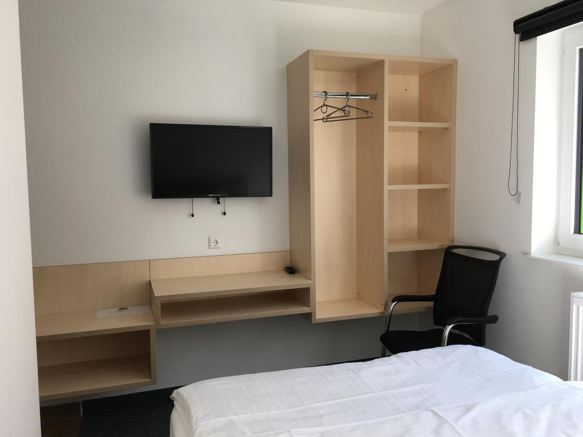 A1 Motel Inning Buitenkant foto